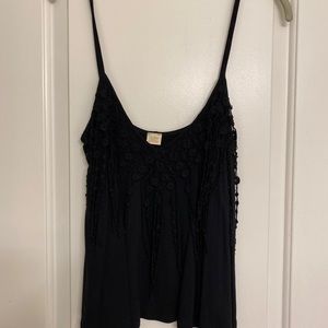 New black tank top with cute details